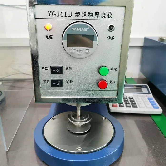 YG141D Ehunaren lodiera neurgailua